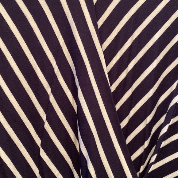 Antonio Melani sleeveless blouse top - Picture 2 of 5